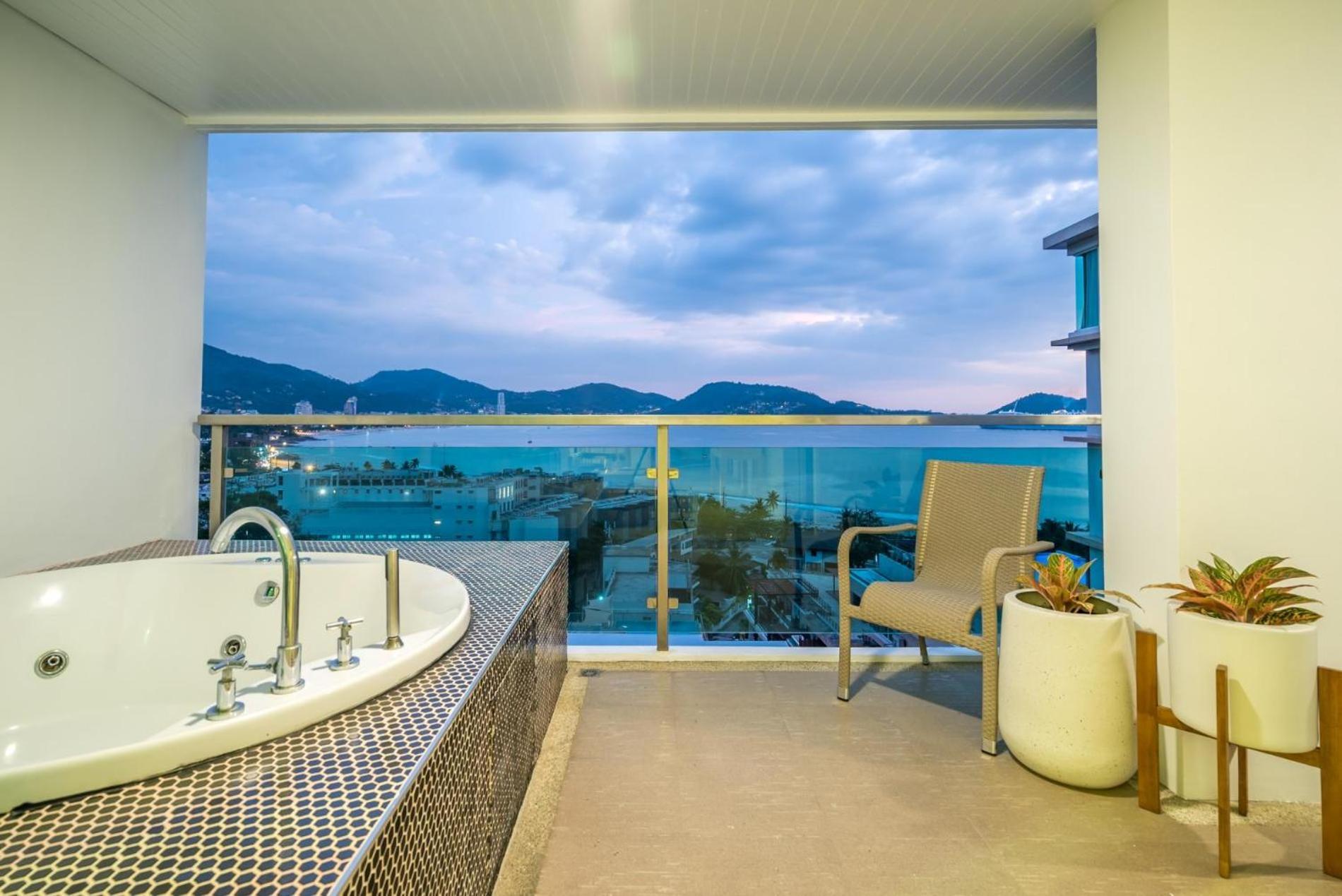 Baycliff Residence By Lofty Patong Экстерьер фото