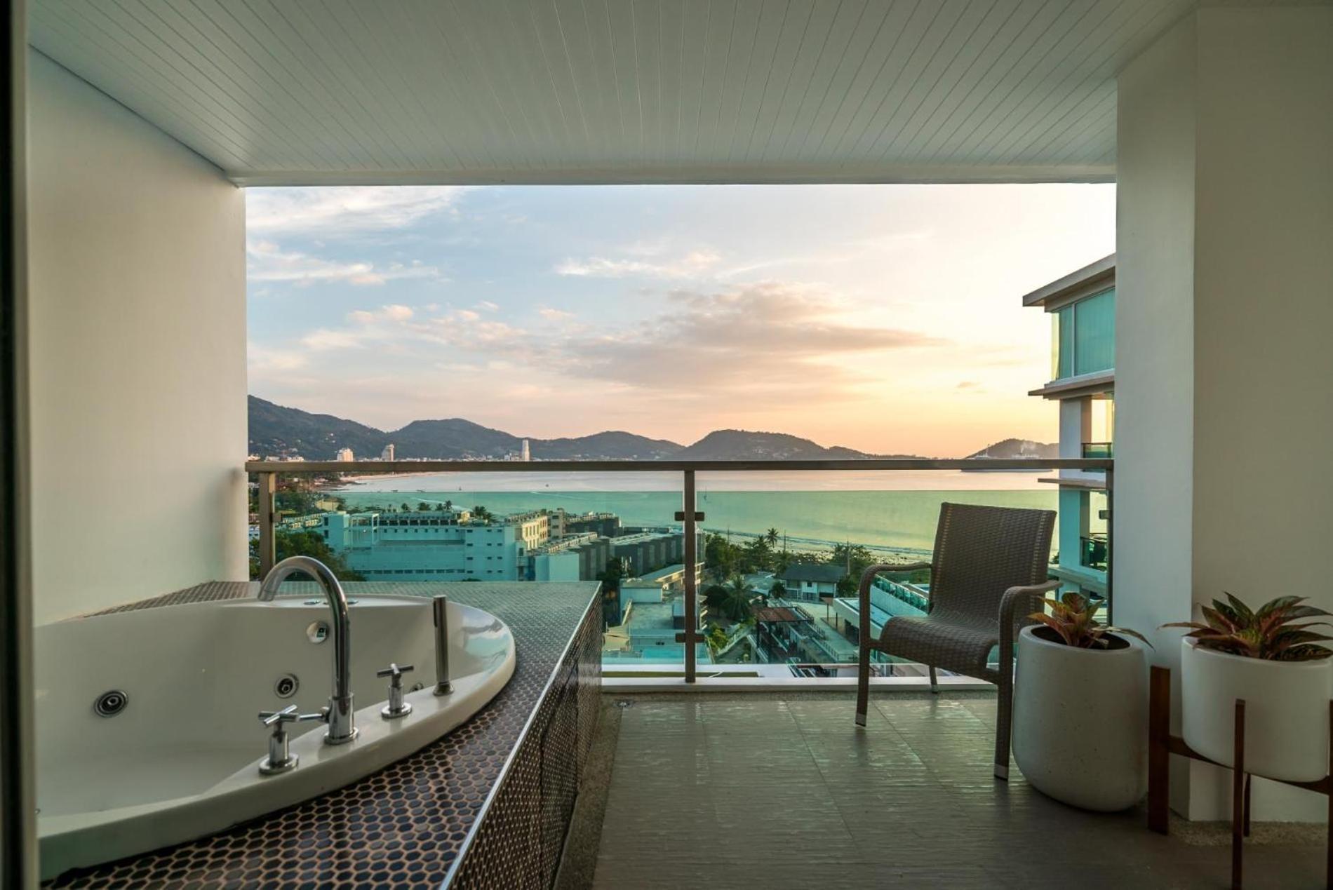 Baycliff Residence By Lofty Patong Экстерьер фото